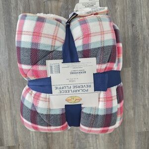 Berkshire Blanket PolarFleece Reverse Fluffie Throw 50IN×70IN (127×178CM)